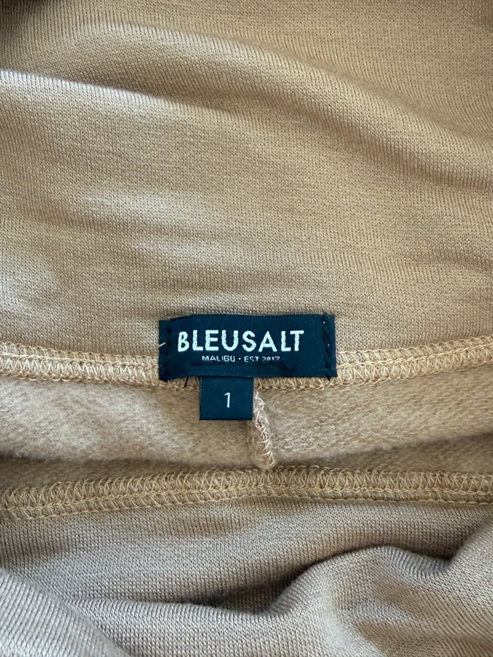 NWOT Bleusalt "The Sleeveless Turtleneck" Size 1 — As Worn by Meghan Markle - Picture 3 of 6